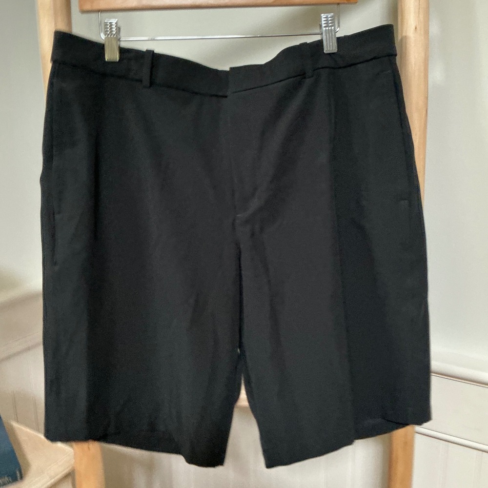 Nike Dri-FIT Standard Fit Mens Black Golf Shorts Size 38 Stretch Performance‎